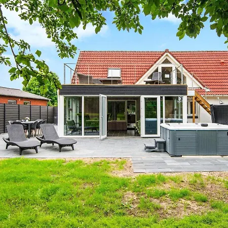 8 Person Holiday In Henne Feriehus *