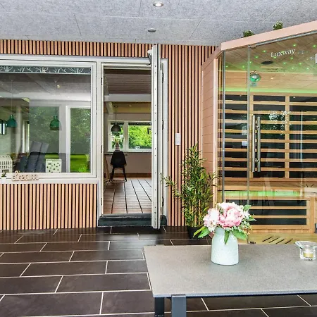 Feriehus 8 Person Holiday In Henne *
